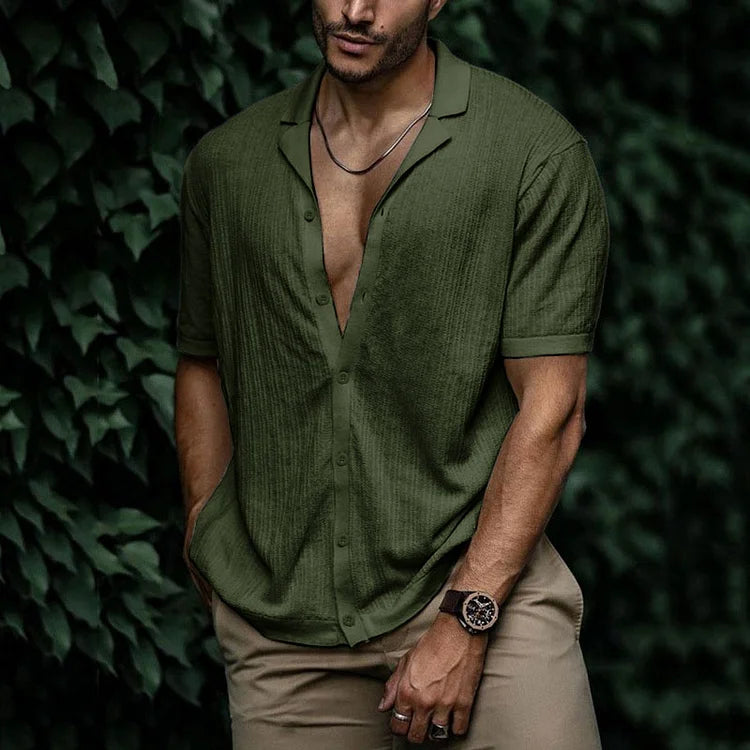 Camp Collar Short Sleeve Button-Up Shirt in Black – Vance