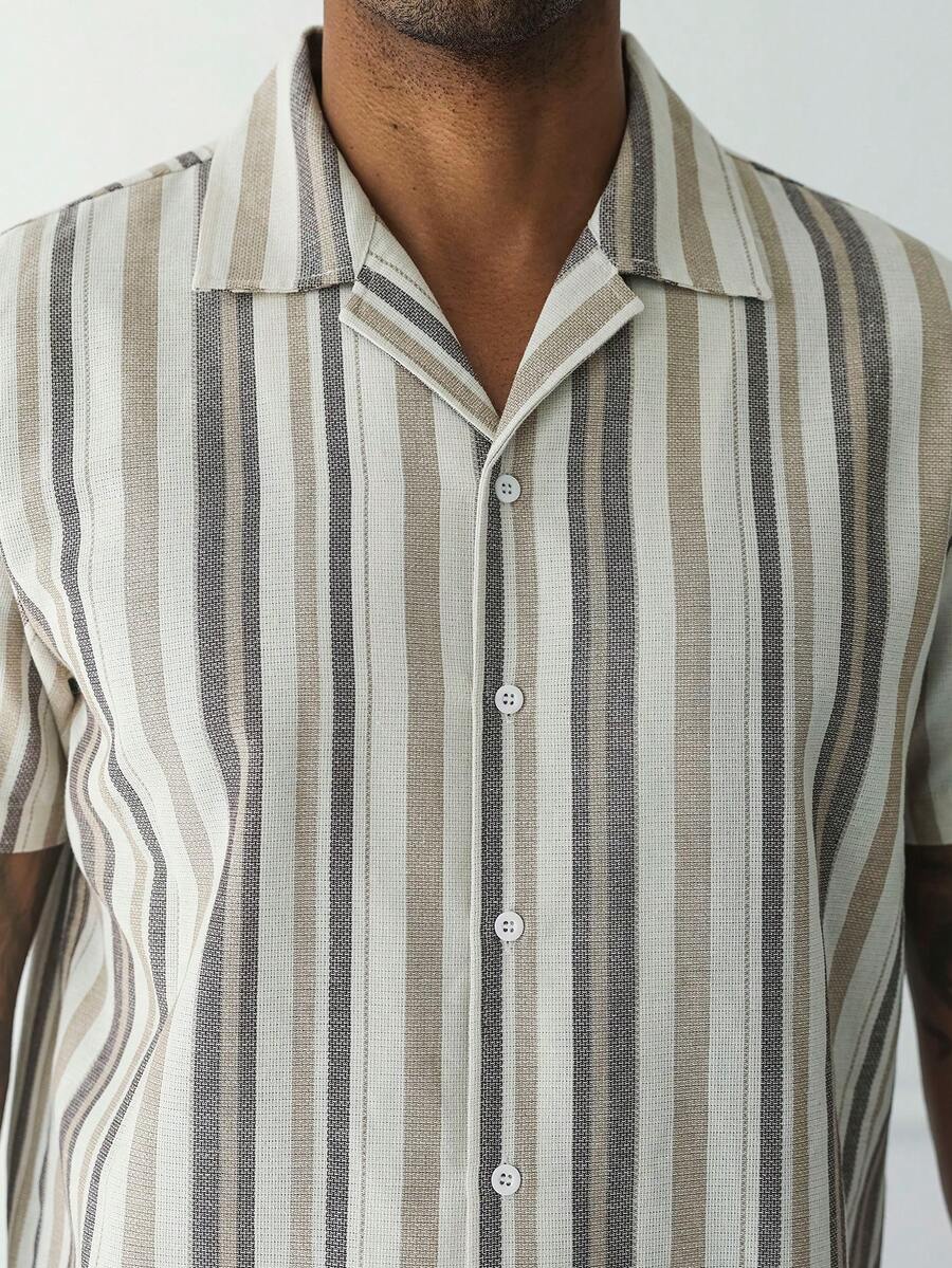 Mens Short Sleeve Button-Down Shirt Polyester Blend Regular Fit – Faldon