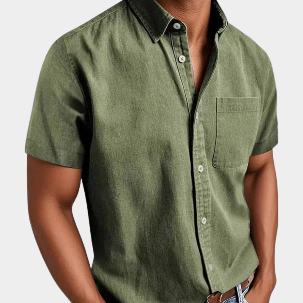Model wearing classic comfort shirt in Beige – TARLANO