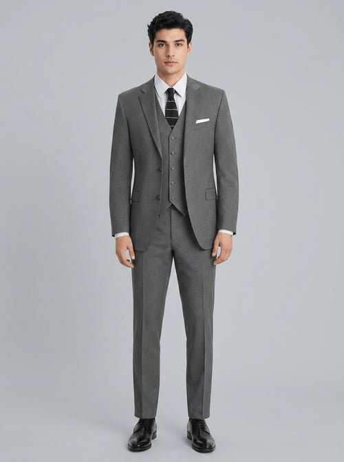 Front detail of 3-piece notch lapel suit in gray – TARLANO