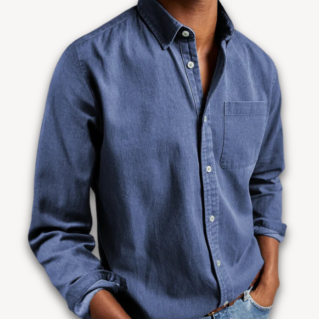 Model wearing long sleeve button-down shirt in Black – TARLANO