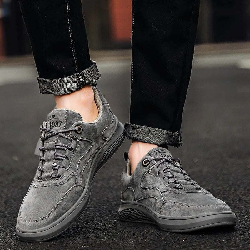 Suede Sneakers Breathable Mesh Lining Cushioned Insole – Carvo
