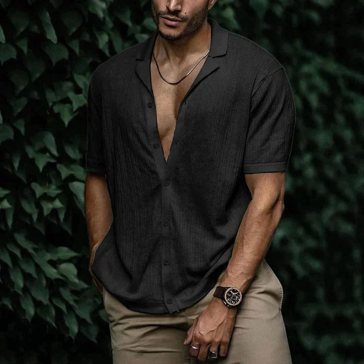 Camp Collar Short Sleeve Button-Up Shirt in Black – Vance