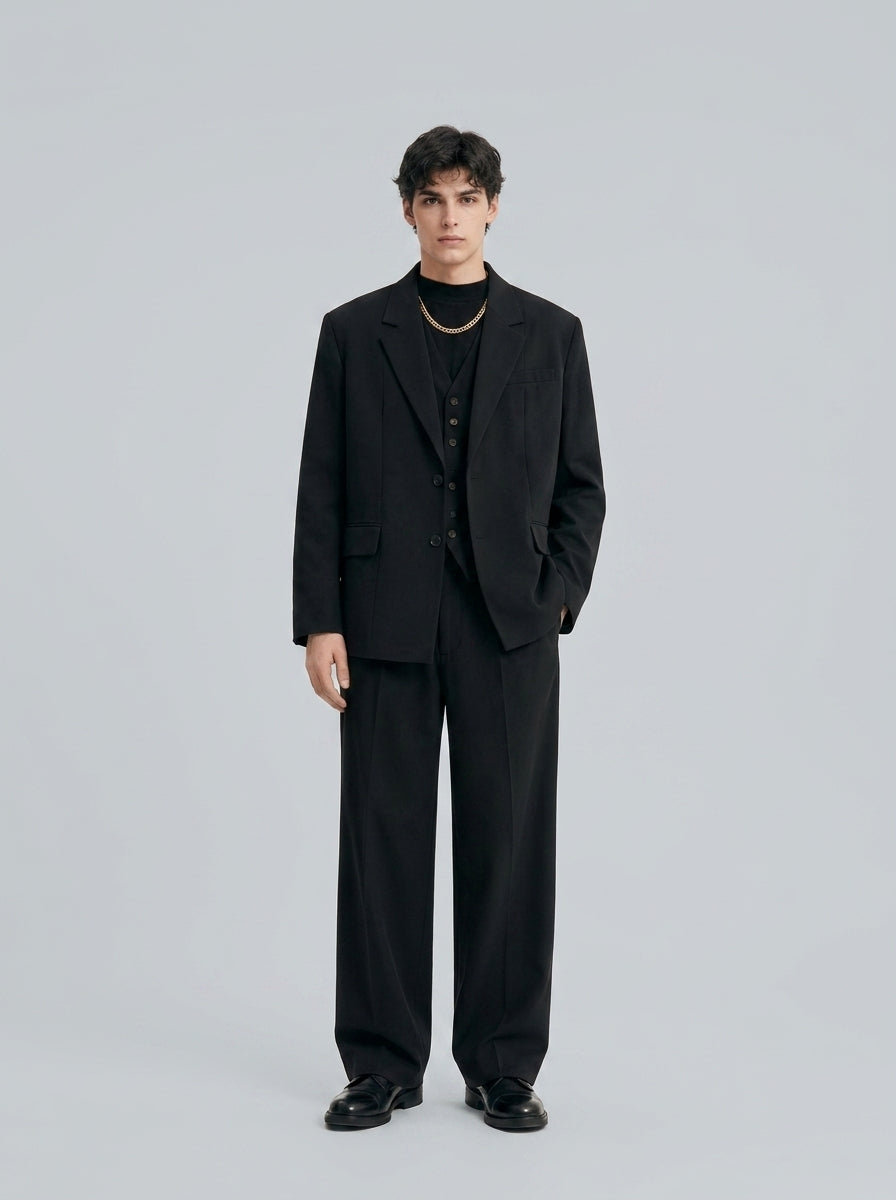 Three-piece single-breasted notch lapel suit in black – TARLANO
