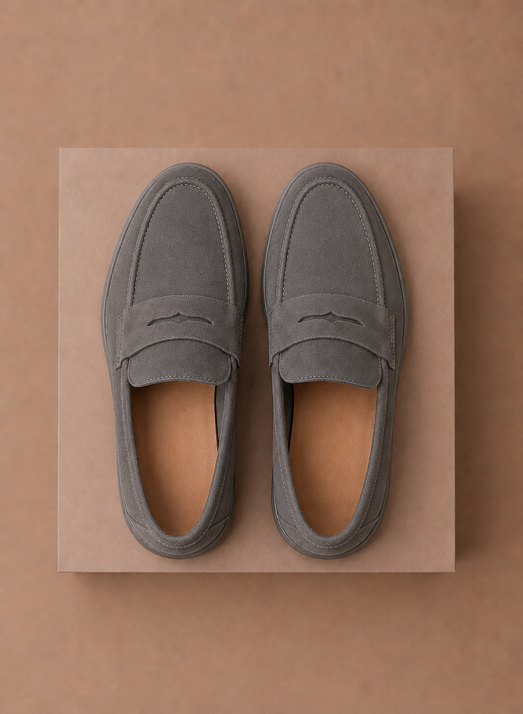 Model wearing men's slip-on loafer – TARLANO